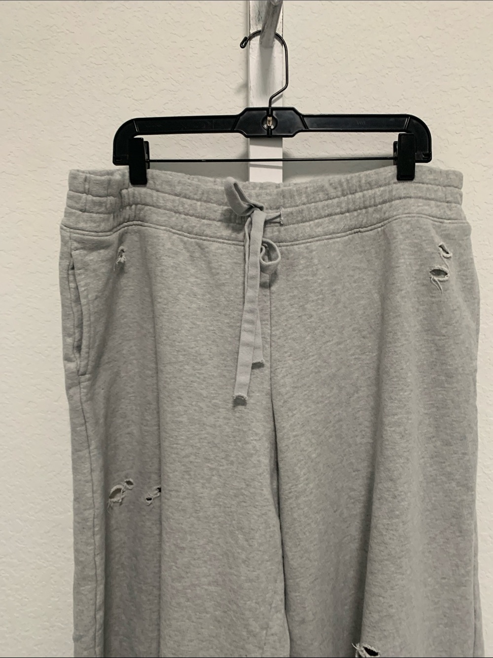 Aerie Light Gray Distressed Wide-Leg Sweatpants - Picture 2 of 10